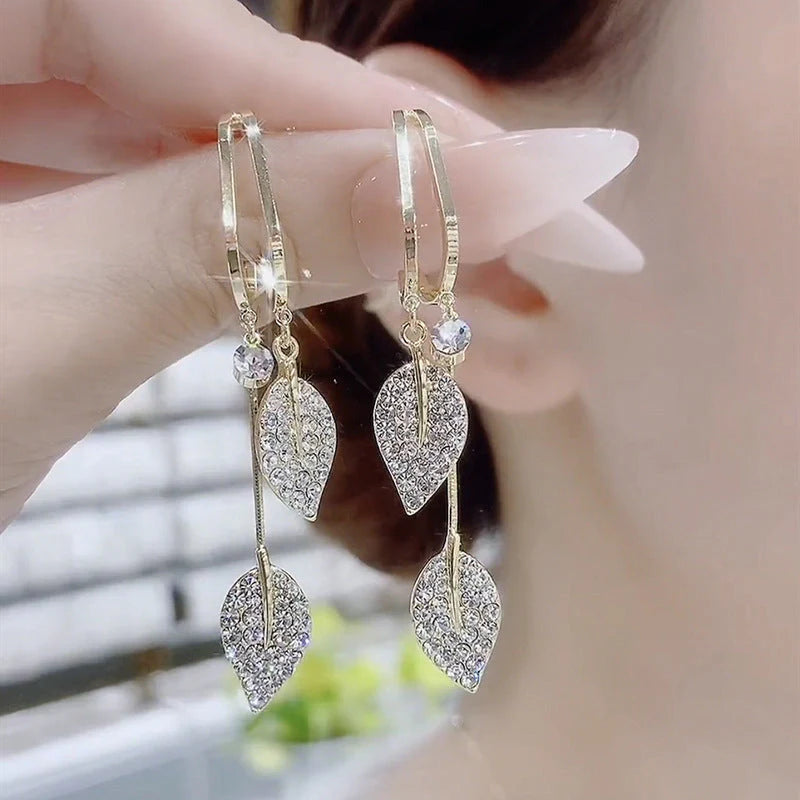 Pendientes con borlas de hojas de diamantes